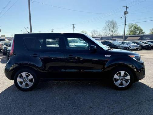 2018 Kia Soul Base