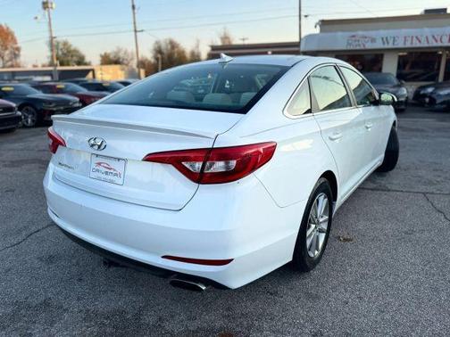 2017 Hyundai SONATA Base