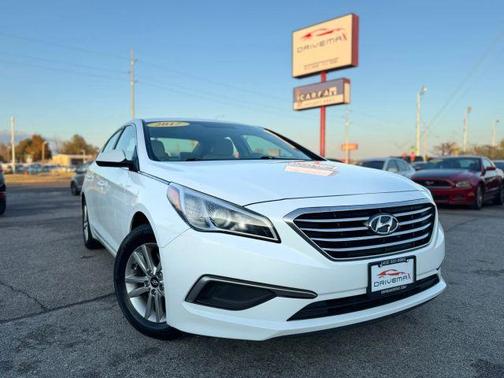 2017 Hyundai SONATA Base
