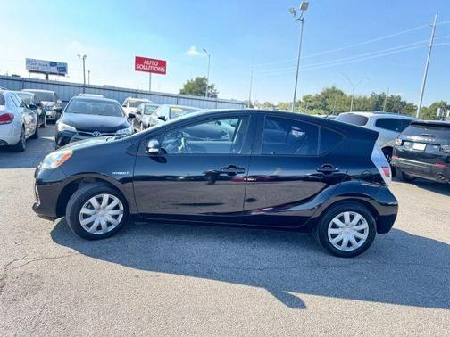 2014 Toyota Prius c Two