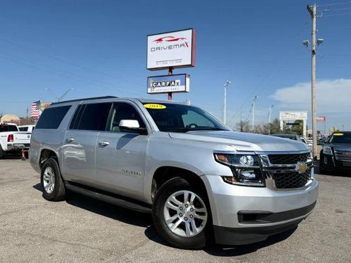 Silver 2019 Chevrolet Suburban LT