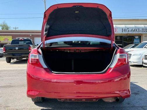 Red 2014 Toyota Camry LE