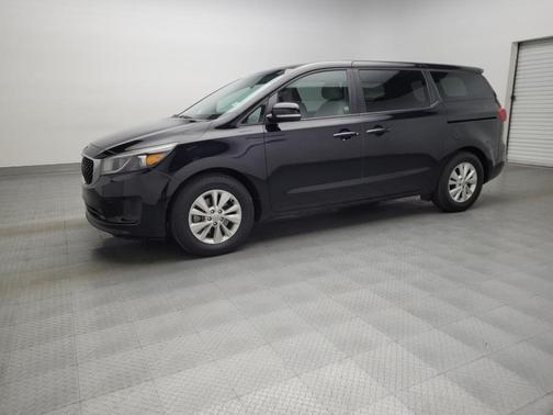 2017 Kia Sedona LX