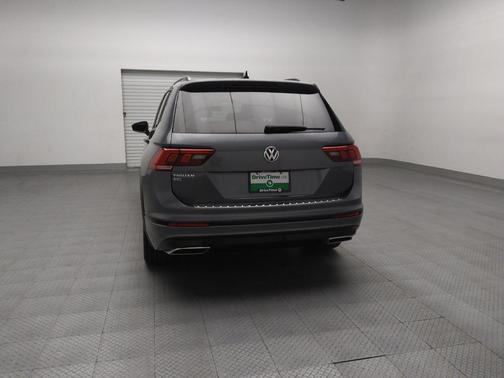 2019 Volkswagen Tiguan 2.0T SEL R-Line Black