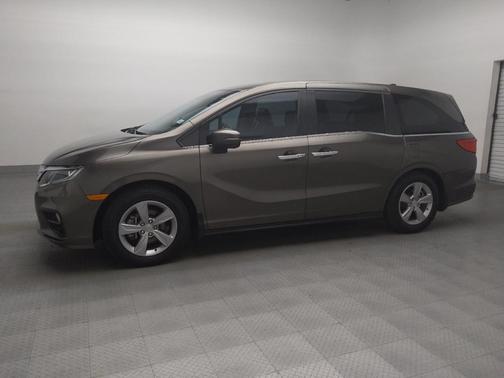 Gray 2018 Honda Odyssey EX-L