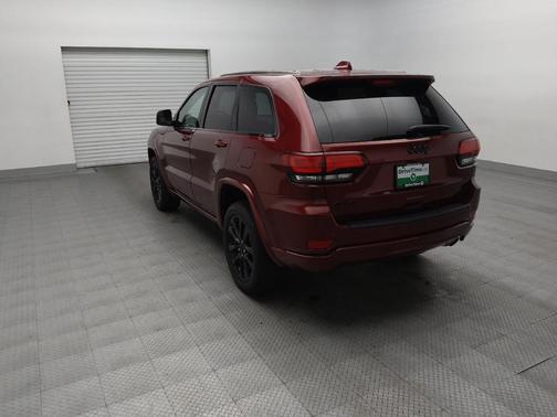 Velvet Red Pearlcoat 2022 Jeep Grand Cherokee Laredo
