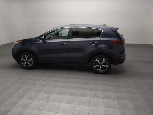 Pacific Blue 2022 Kia Sportage LX