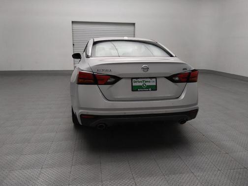 2021 Nissan Altima SR FWD