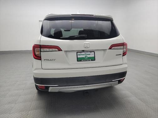 2019 Honda Pilot Touring 8-Passenger