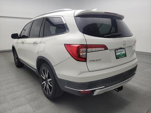 2019 Honda Pilot Touring 8-Passenger