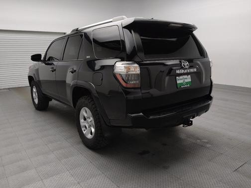 Midnight Black Metallic 2021 Toyota 4Runner SR5