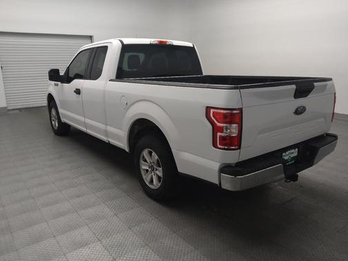 Oxford White 2019 Ford F-150 XLT
