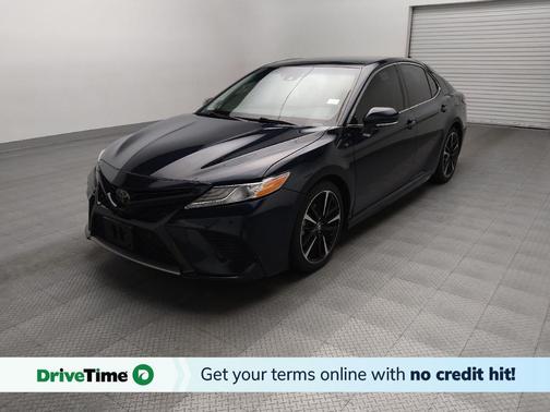 Green 2019 Toyota Camry XSE