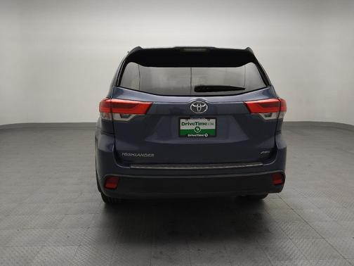 2018 Toyota Highlander LE