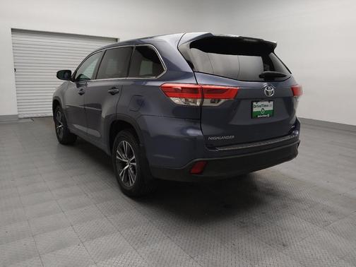 2018 Toyota Highlander LE