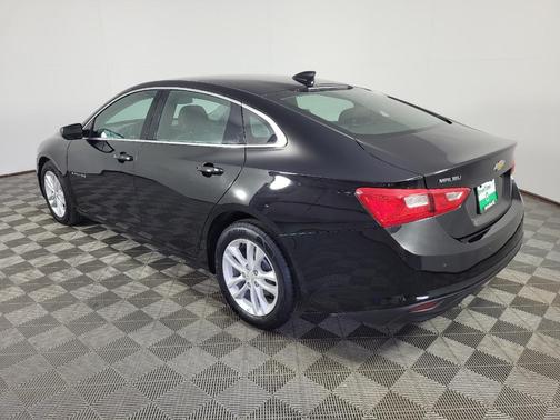 Mosaic Black Metallic 2024 Chevrolet Malibu FWD 1LT