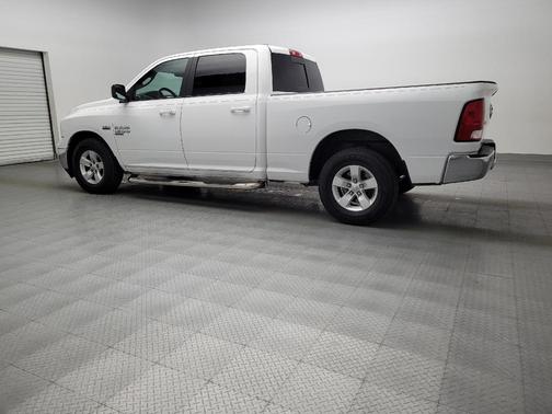 2019 RAM 1500 SLT