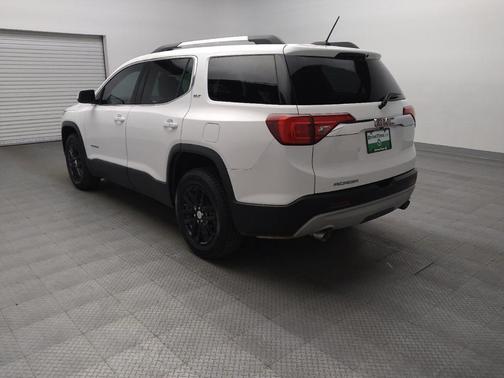 White 2018 GMC Acadia SLT-1