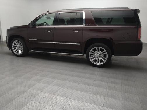 2017 GMC Yukon XL SLT
