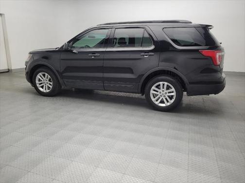 2017 Ford Explorer Base