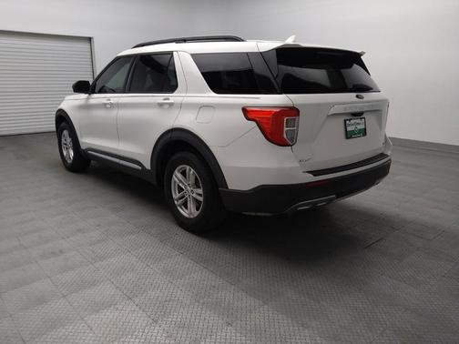 Star White Metallic Tri-Coat 2020 Ford Explorer XLT