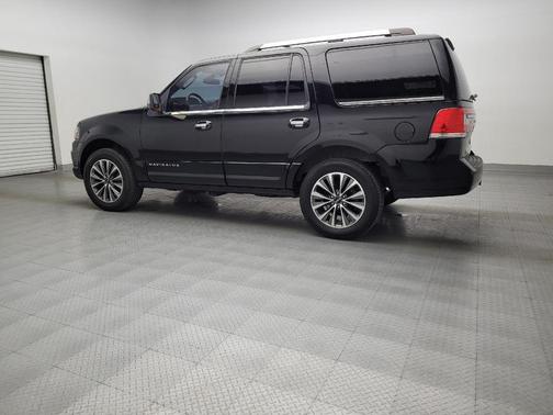 2016 Lincoln Navigator Select