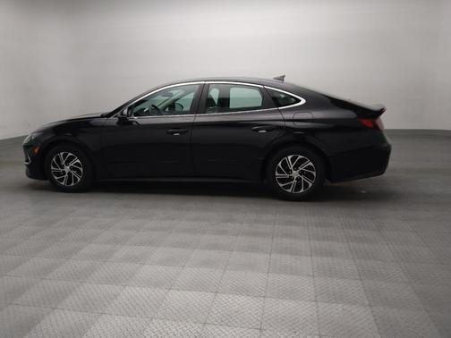 Nocturne Black 2021 Hyundai SONATA Hybrid Base