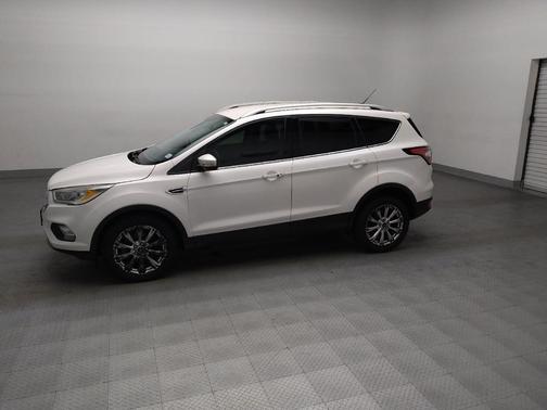 White Platinum Metallic Tri-Coat 2017 Ford Escape Titanium