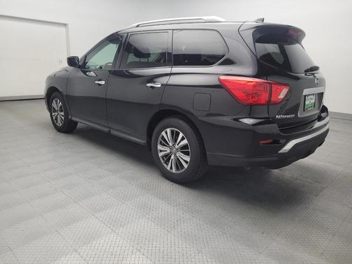 2019 Nissan Pathfinder SV