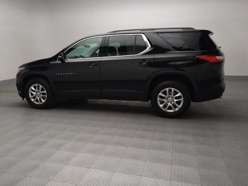 Mosaic Black Metallic 2019 Chevrolet Traverse LT Cloth