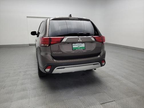 2020 Mitsubishi Outlander ES