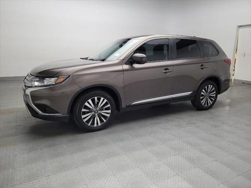 2020 Mitsubishi Outlander ES