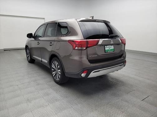 2020 Mitsubishi Outlander ES