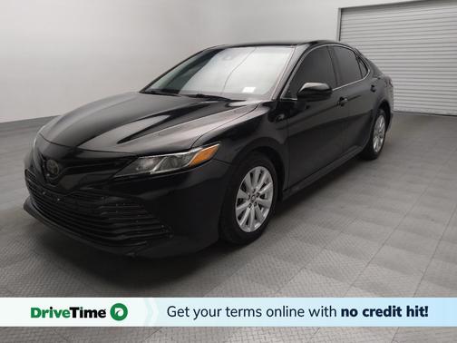 Midnight Black Metallic 2019 Toyota Camry LE