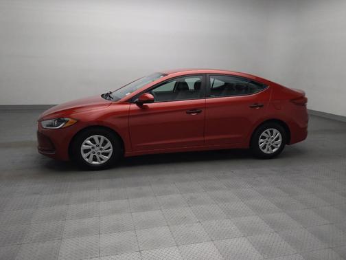 2018 Hyundai ELANTRA SE