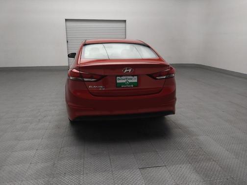 2018 Hyundai ELANTRA SE