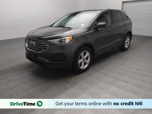Gray 2019 Ford Edge SE