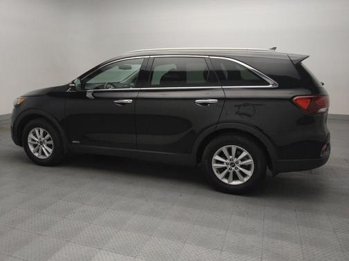 Ebony Black 2019 Kia Sorento LX