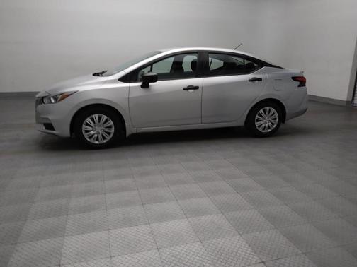 Brilliant Silver Metallic 2020 Nissan Versa 1.6 S