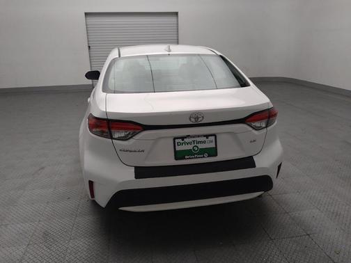 White 2021 Toyota Corolla LE