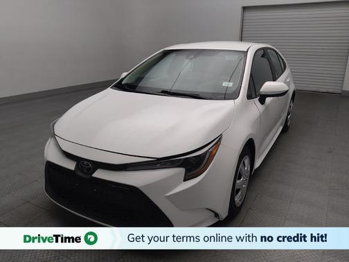 White 2021 Toyota Corolla LE