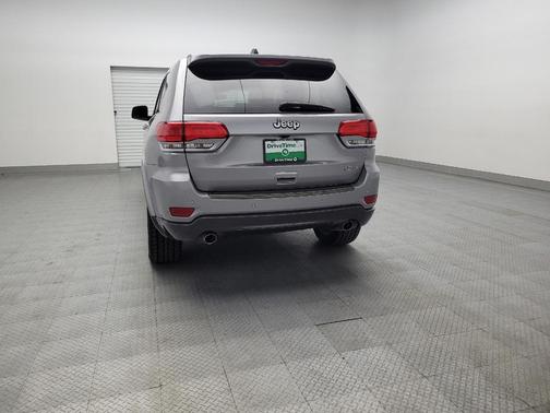 2018 Jeep Grand Cherokee Sterling Edition