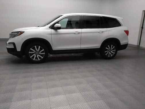 Platinum White Pearl 2021 Honda Pilot 2WD EX