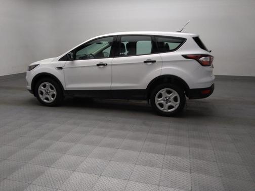 Oxford White 2019 Ford Escape S