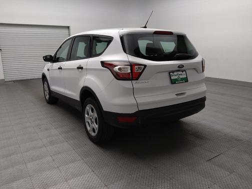 Oxford White 2019 Ford Escape S