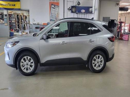 ICONIC SILVER METALLIC 2024 Ford Escape ACTIVE