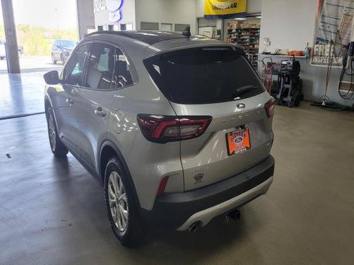ICONIC SILVER METALLIC 2024 Ford Escape ACTIVE