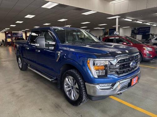ATLAS BLUE METALLIC 2022 Ford F-150 XLT