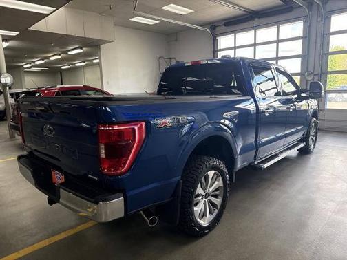ATLAS BLUE METALLIC 2022 Ford F-150 XLT