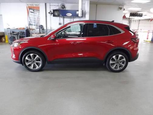 RAPID RED MET TINTED CC 2023 Ford Escape PLATINUM